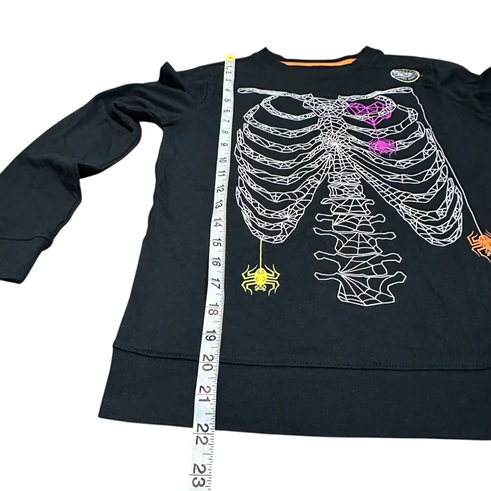 Cat & Jack Glow-in-the-Dark Skeleton‎ Spiderweb Halloween Shirt (Girls 8/10)